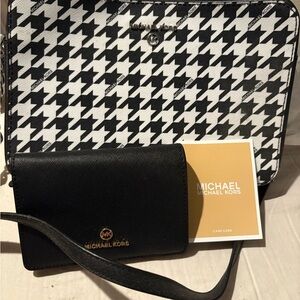 Michael Kors Black and White Women's Bag